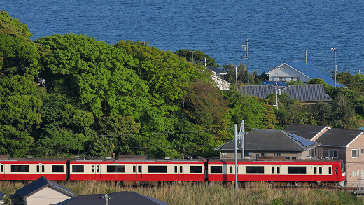 電車・バスでのんびり移動