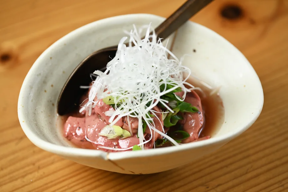 【逗子】リピーター続出！「和酒ビストロKOYA」を人気店に押し上げた“激ウマレバー”に悶絶