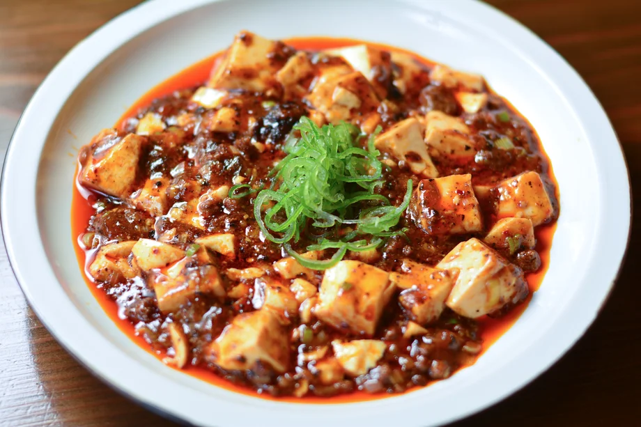 【逗子】痺れる辛さと牛のコクが激ウマ！中華街出身の料理人が作る「葉山牛の麻婆豆腐」