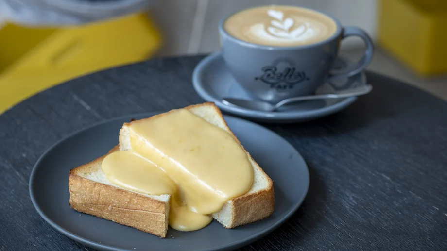 【逗子】ふわとろチーズトーストとハンモック空間が話題のカフェ「Belles cafe」