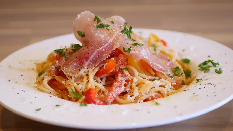 【横須賀】本格パスタ×12種サラダバーで満たされる!久里浜「Piccolo Bruco」の贅沢ランチ