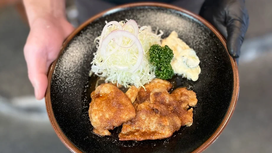 【北久里浜】秘伝ダレ×厳選豚の旨みが溶け合う、至福の生姜焼き定食｜とんてつ