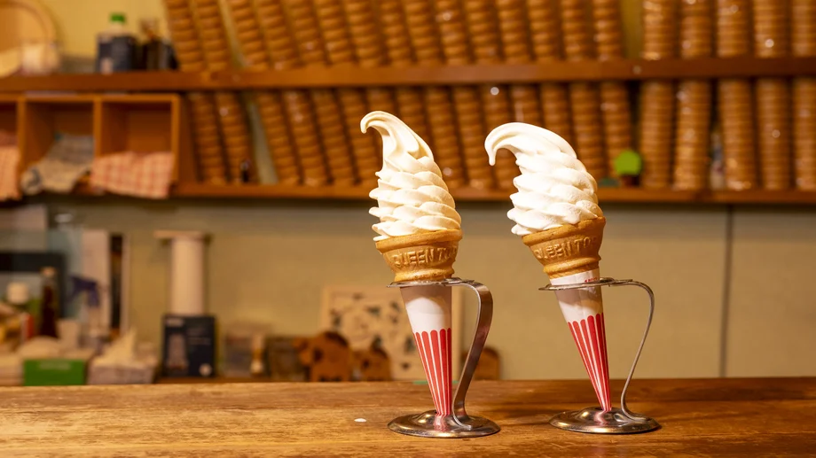 【逗子】牧場しぼりの味を駅前で！関口牧場ミルク使用「moomoo’s」のソフトクリーム