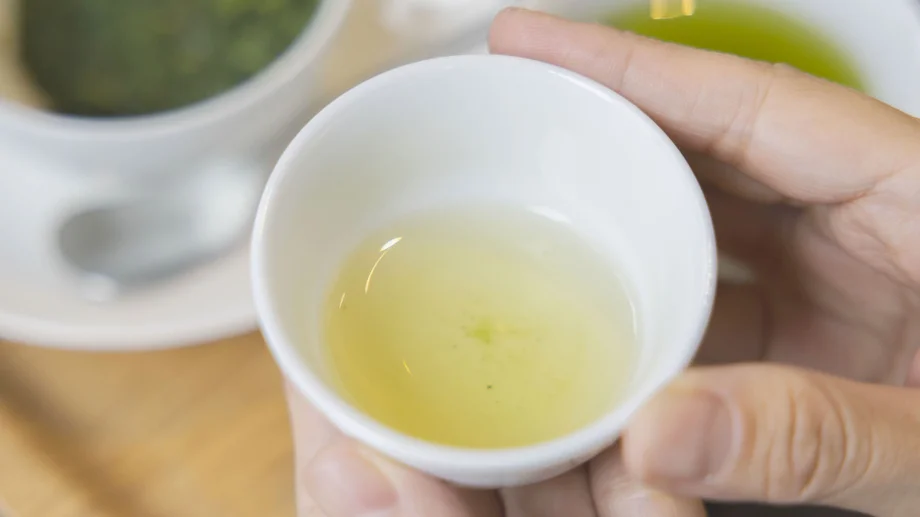 【浦賀】日本茶喫茶・茶井が一滴に込めた「30度の衝撃」