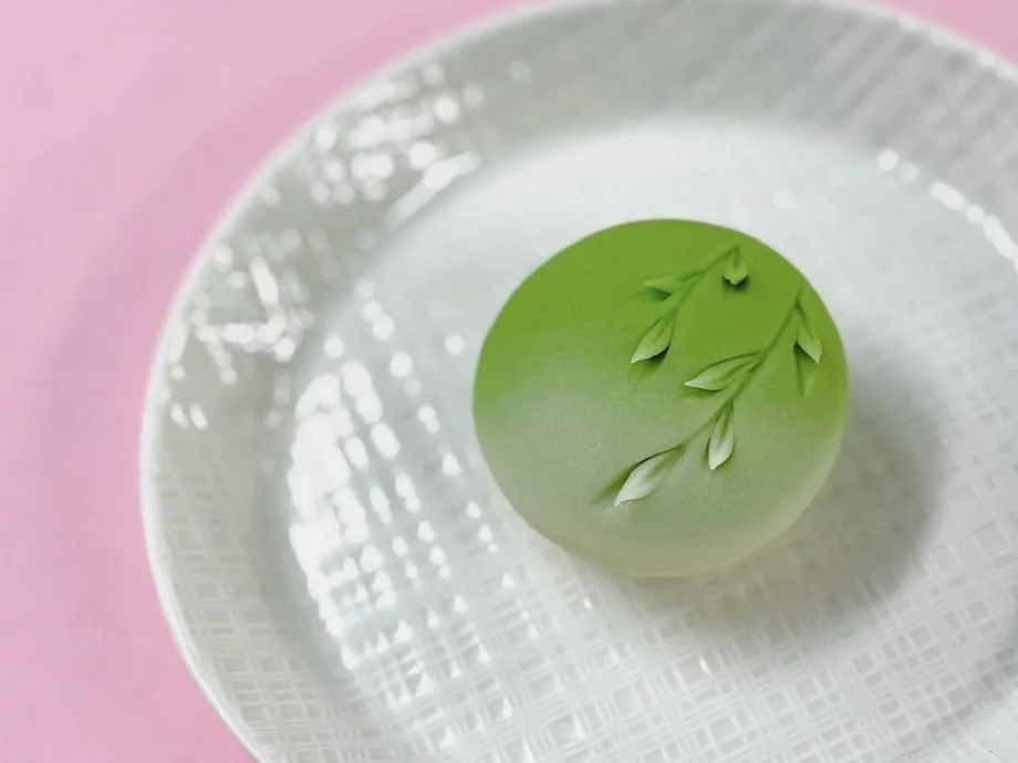 【横須賀】練り切りに命を吹き込む。和菓子職人・山崎加奈さんの美しい世界｜和菓子司 いづみや