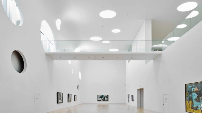 当日開催の展覧会の観覧