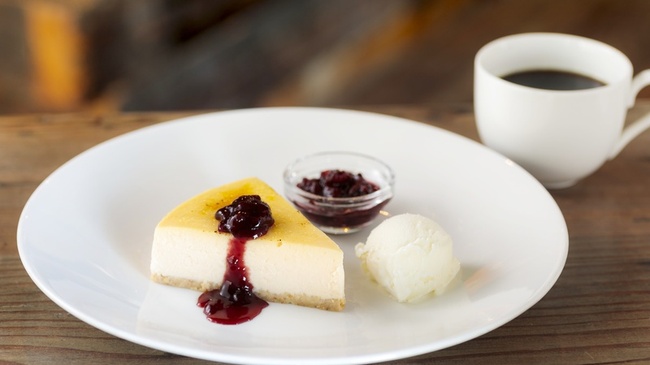 ヨコスカチェリーチーズケーキ&ドリンクセット