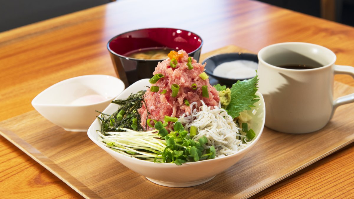 ねぎとろタワー丼