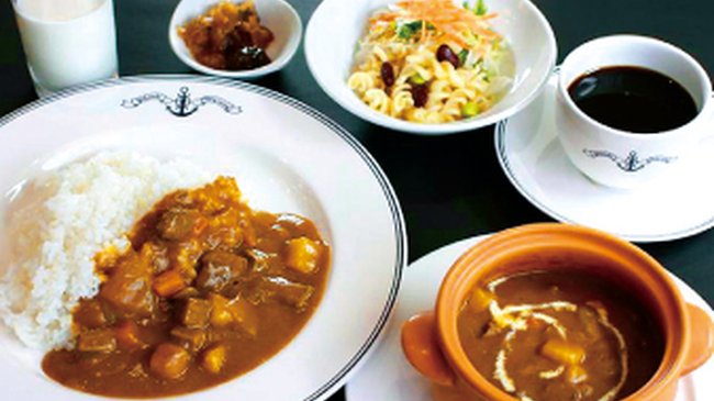 カレーお召し上がりのお客さまにカレーコロッケトッピングサービス