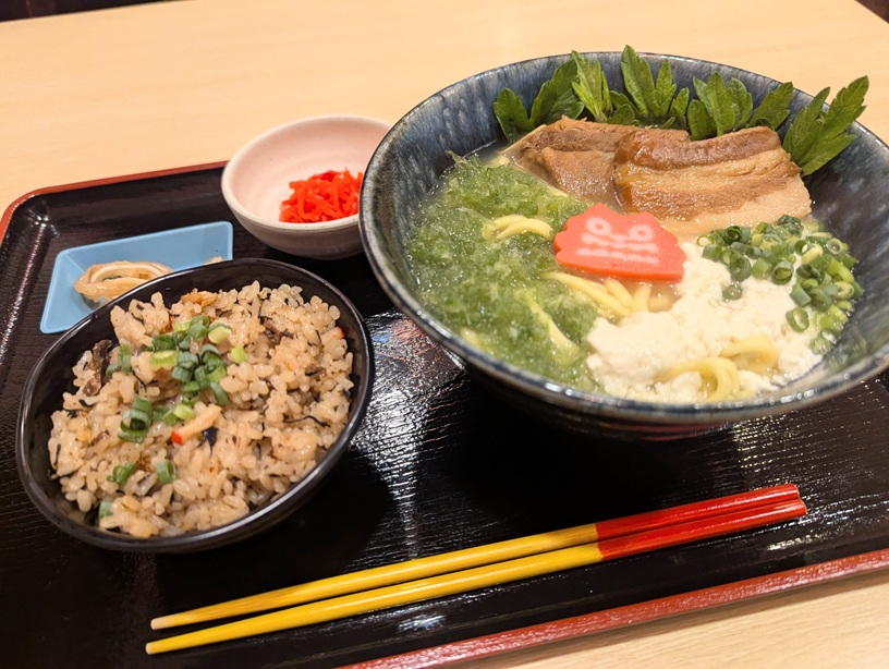 横浜・鶴見でプチ沖縄旅行！グルメと食材店で楽しむ沖縄気分