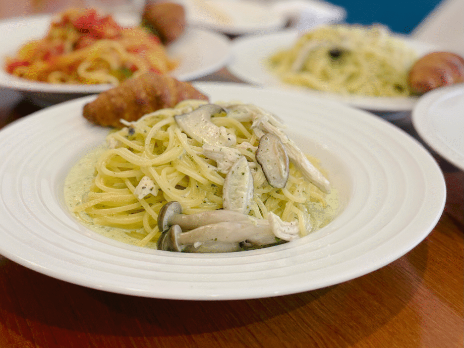 弘明寺　カフェビストロツッシー