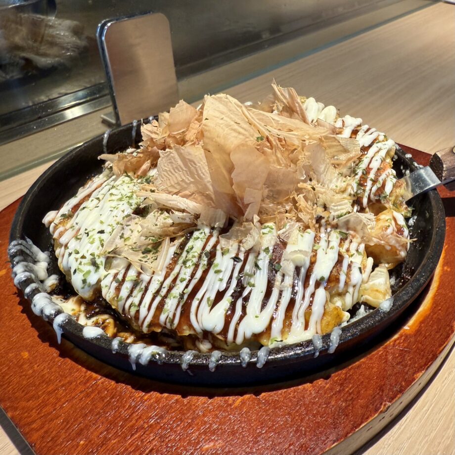 【横須賀】高級な邸宅の正体はアットホームな鉄板焼き居酒屋！店長・横山莉生さんの「かむらど佐島店」