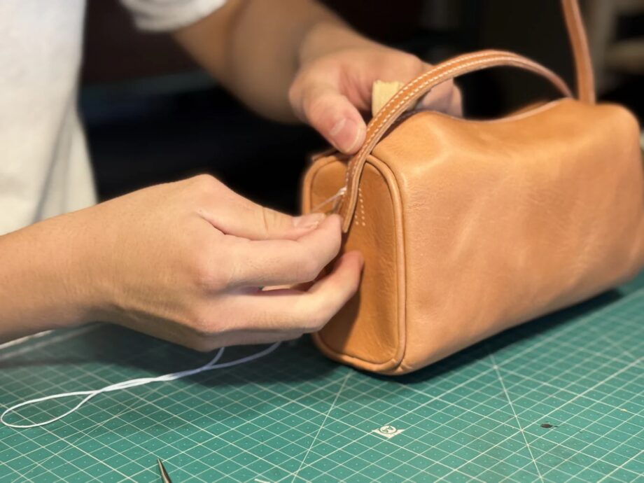 横須賀】究極の手縫いが生む美しき革製品。兄弟で営む「BROSS FACTORY