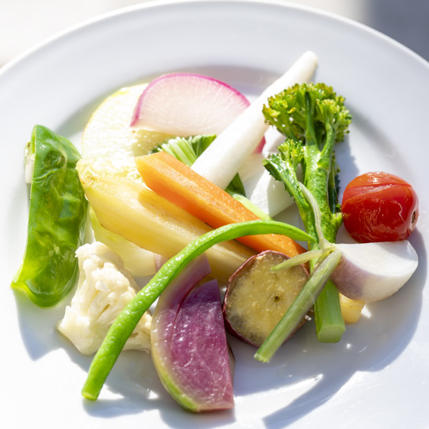 【汐入】横須賀野菜のおいしさをシンプルな料理で。レストラン「カギロイ」