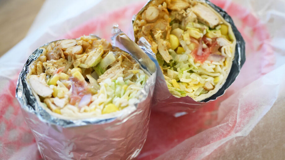 【横須賀】本場も驚くサイズと旨さ！ヨコスカで本格メキシカン「ブリトー」