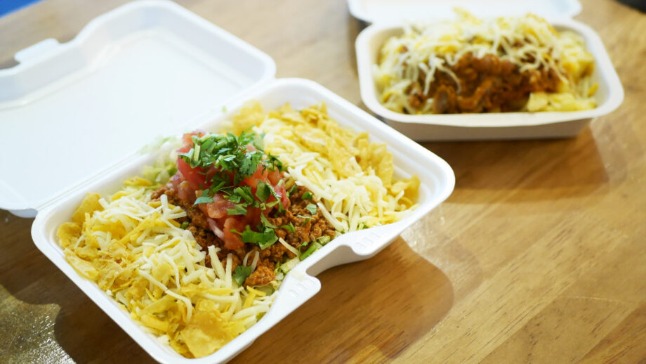 【横須賀】アメリカ×メキシコの融合料理！「DOO's DELI」の絶品タコライス＆チリチーズフライ