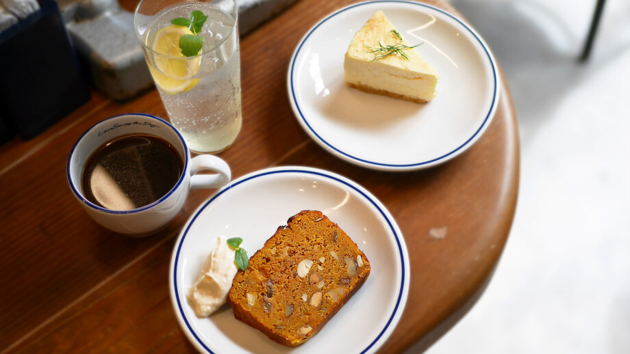 【逗子】旅気分で味わう2種の自家製ケーキ。Love Saves the Dayの幸せカフェ時間