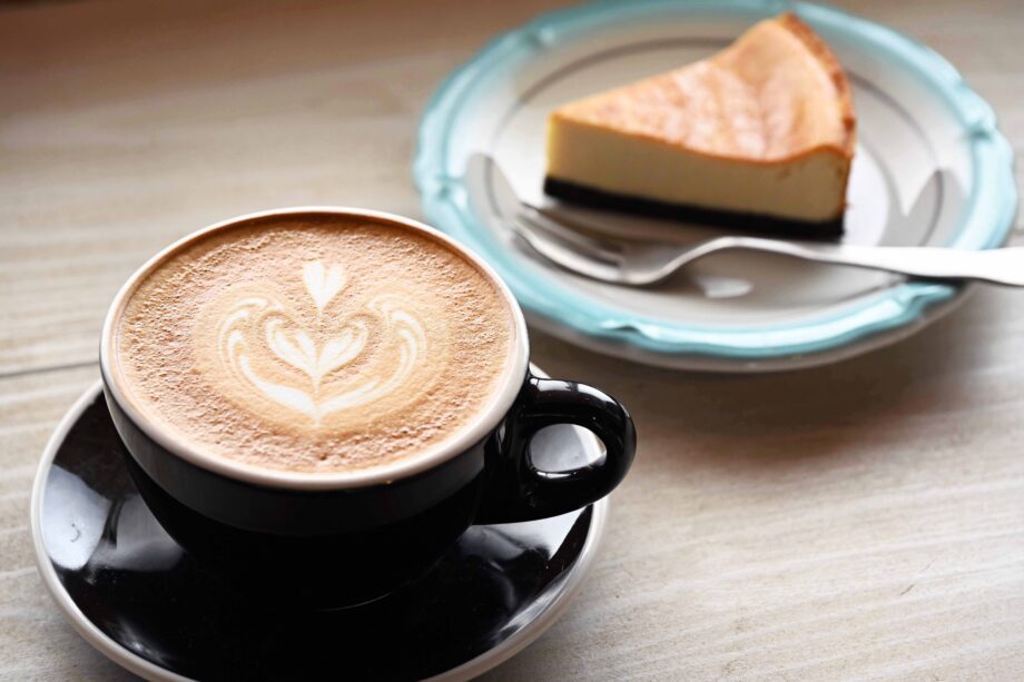 【逗子】焙煎仕立てのルワンダ産コーヒーは、生産者と加藤さんが作り上げる特別な味わい