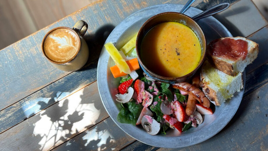 三浦】隠れ家 農家カフェ「YOSHIDA cafe」の特別なサラダモーニング
