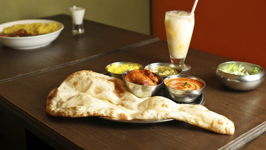 【横須賀】三笠通り地下に本格ネパールの香り！母の味を受け継ぐ本格カレー「ニルヴァーナ」