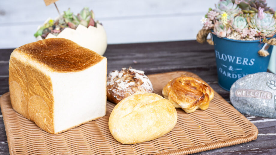 【横須賀】【横須賀】夫婦で22年紡ぐ名店　地元ハチミツ香るパンの店「ヒマラヤンベーカリー」