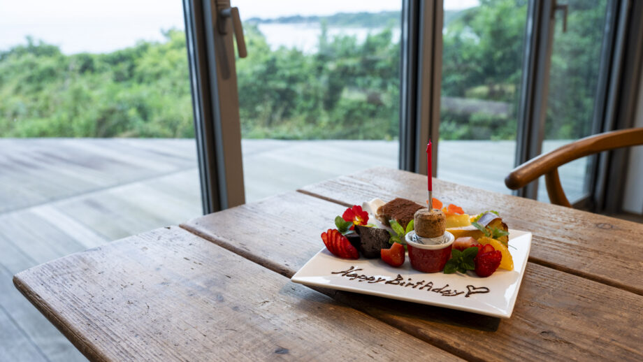 【三浦市】富士山を望む絶景カフェ｜三崎口で味わう地元食材の手作りスイーツ