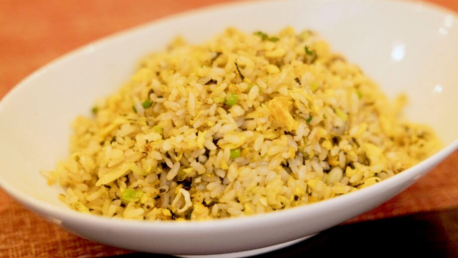 【横須賀】走水の生海苔が香り立つ「横須賀中華KOMINE」の絶品炒飯