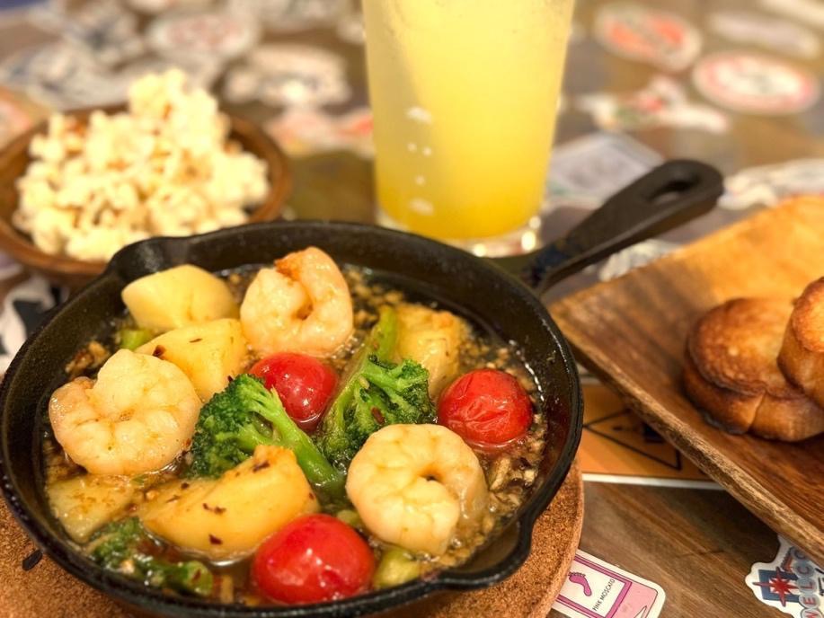 【横須賀】樂呑（たのもう）で名物パインサワーとアヒージョ！家族で営むあったか居酒屋