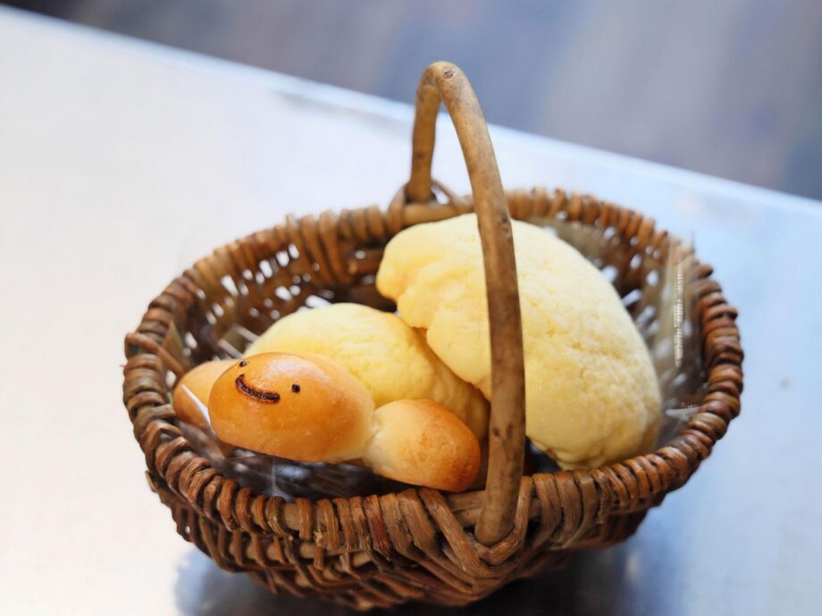 横須賀】100円でこの可愛さ。夫婦で営む「Min's Bakery」のメロンパン 横須賀】100円でこの可愛さ。夫婦で営む「Min's Bakery」のメロンパン