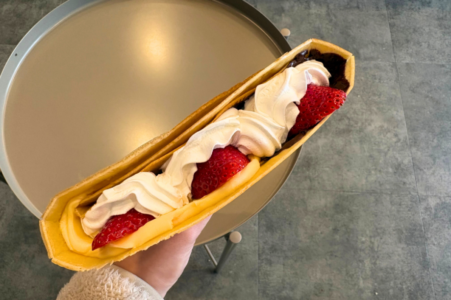 【上大岡】生地が主役の「ハヤシクレープ」で甘いひと休み