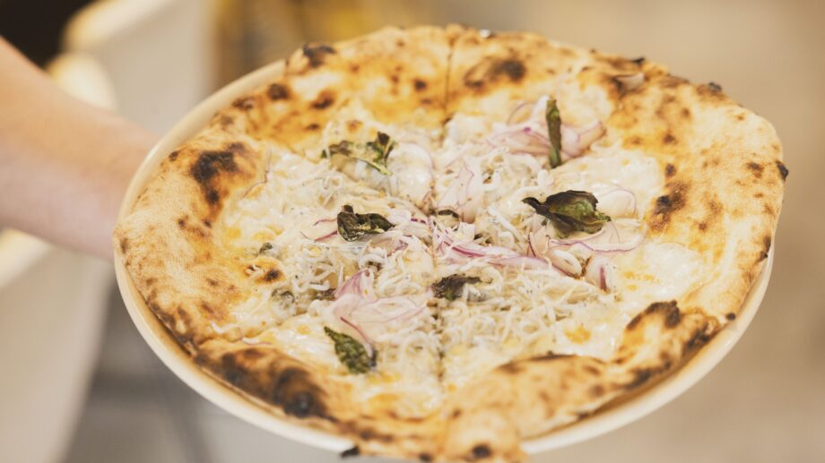 【三崎】miura pizza paradisoの絶品「シラスと塩レモンのピザ」